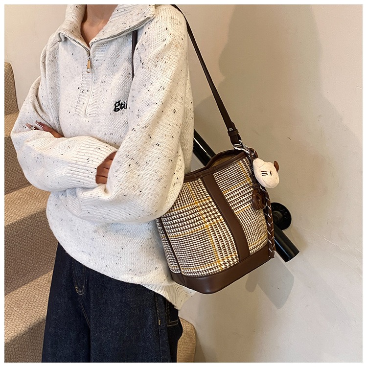 Túi Xách Kẻ Caro- Đeo Chéo - Vintage -tt250858