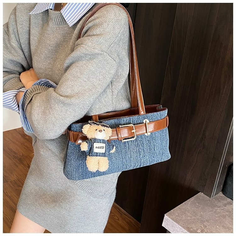 Túi Kẹp Nách Phối Bò Hot Trend – Nhỏ Nhỏ Mà Có Võ - 250931