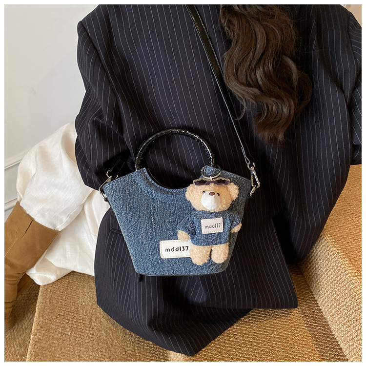 Túi Màu Bò Phong Cách Thanh Lịch Dễ Phối Đồ - tt251078