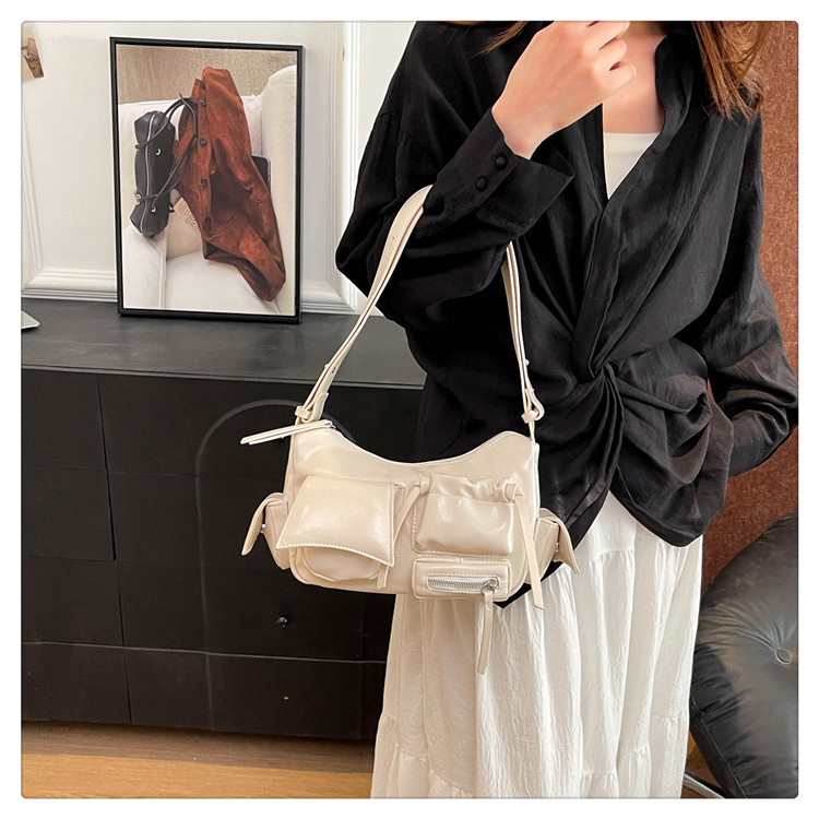 Túi Kẹp Nách Dễ Phối Outfit Hằng Ngày - tt251008