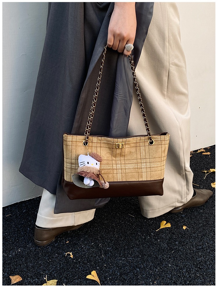 Túi Xách Size To Rộng Rãi Tiện Lợi Khi Mang Nhiều Vật Dụng tt250888