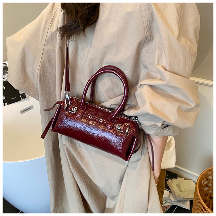 Kẹp Nách Đơn Giản Thanh Lịch - tt251026