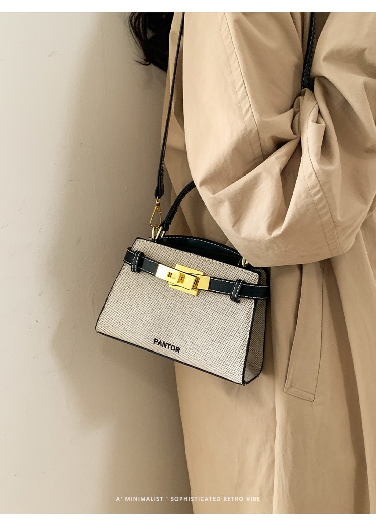 Túi Xách Size Nhỏ Thanh Lịch Nhẹ Nhàng - tt260421