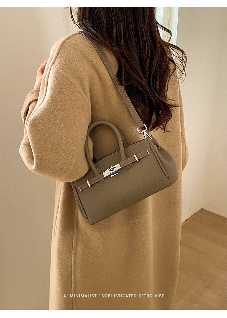 Túi Size Vừa Đơn Giản Mà Xinh - tt260427