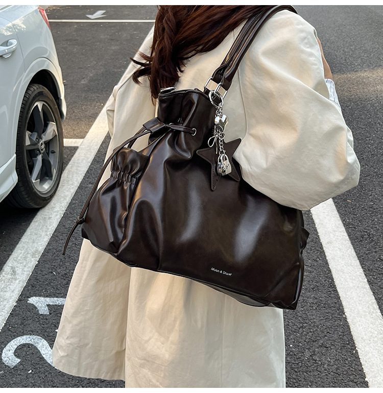 Túi Size To Phù Hợp Mang Nhiều Vật Dụng - tt251128