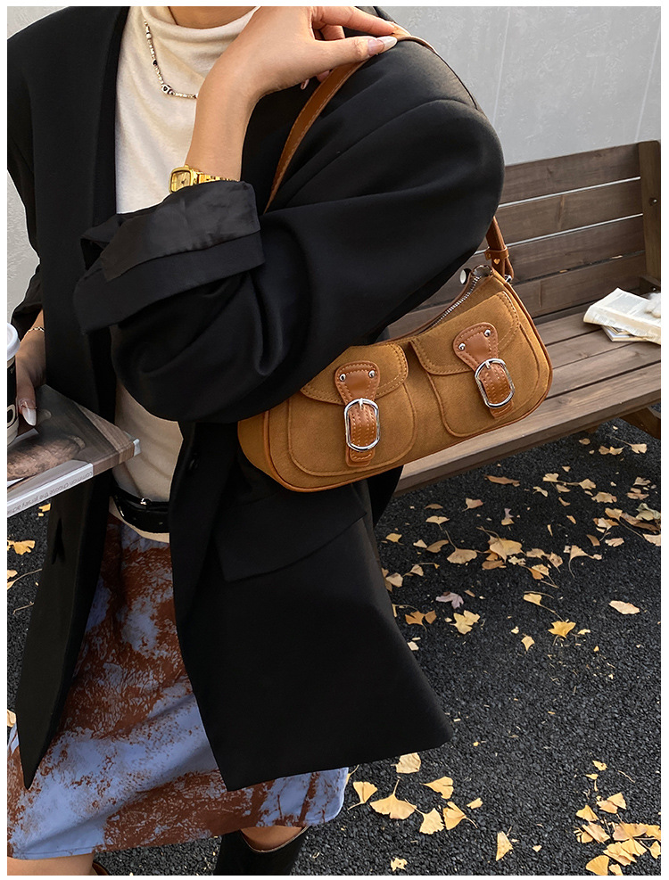 Túi Size Nhỏ Đeo Chéo Nhẹ Nhàng Dạo Phố Đi Làm - tt251055