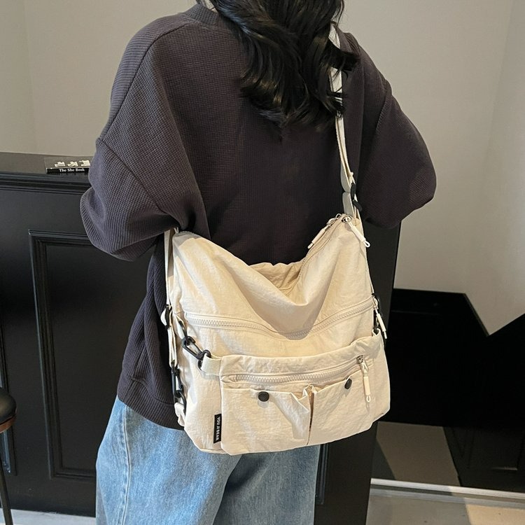 Túi Đeo Chéo -Đeo Balo - Chất Vải Dù Nhiều Màu  - tt250721