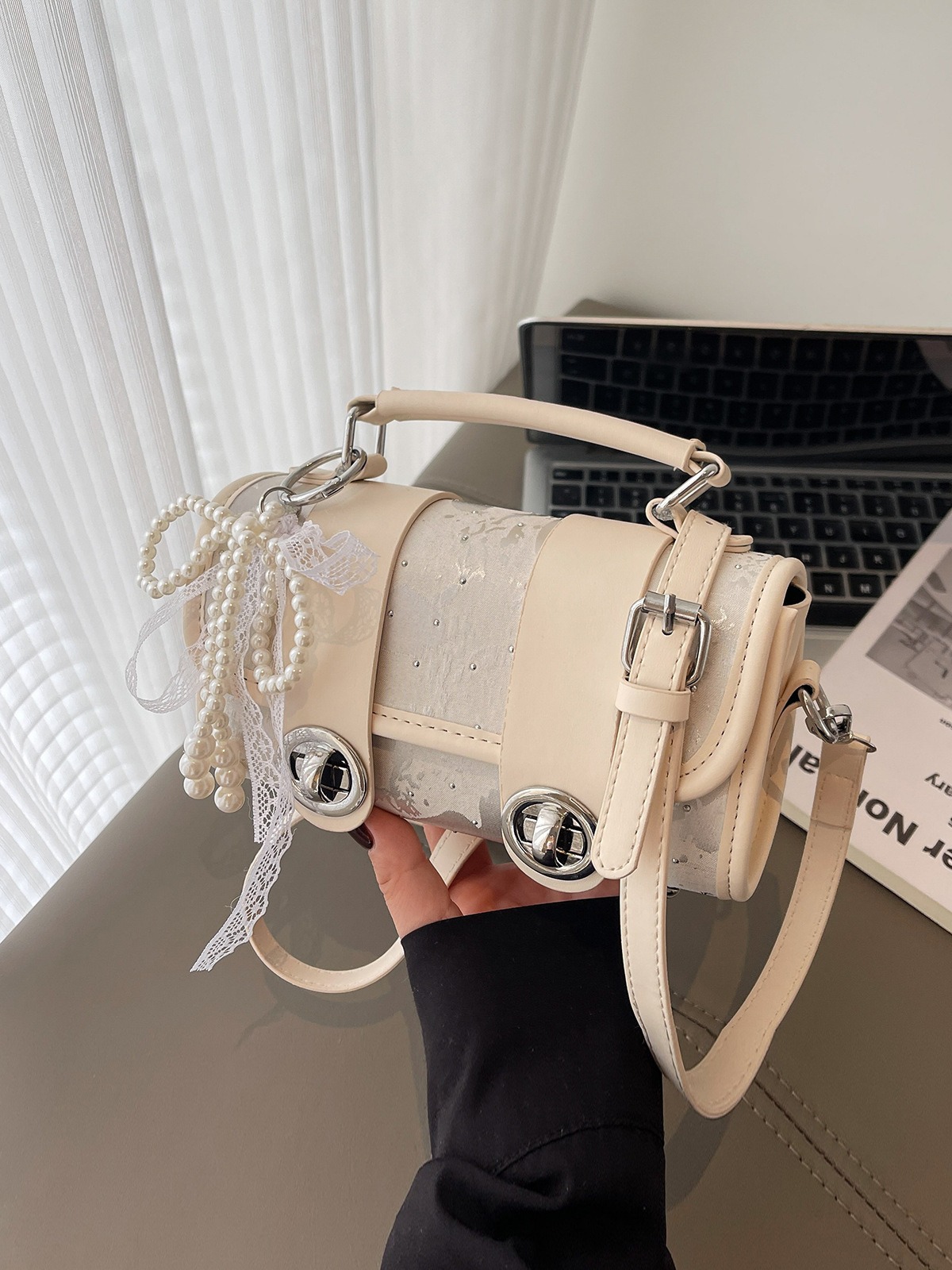 Túi Xách Mini Đeo Chéo - Xách Tay Sanh Chảnh - tt250812