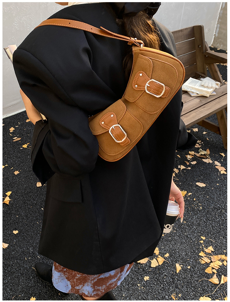 Túi Size Nhỏ Đeo Chéo Nhẹ Nhàng Dạo Phố Đi Làm - tt251055