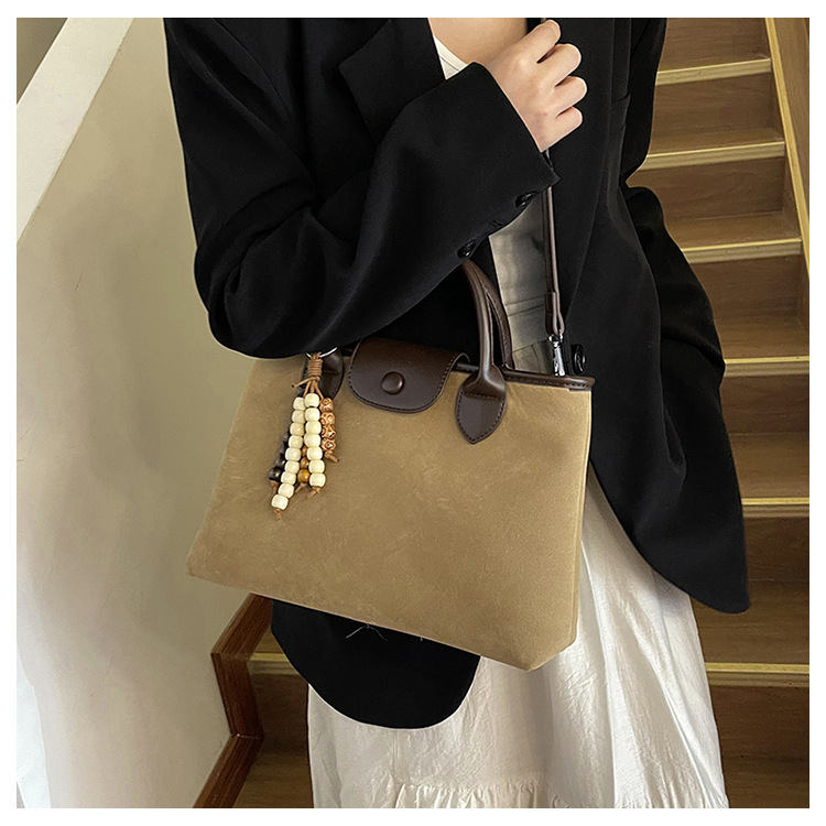 Túi Da Lộn Mềm Mại Mang Lại Cảm Giác Sang Trọng - tt251074