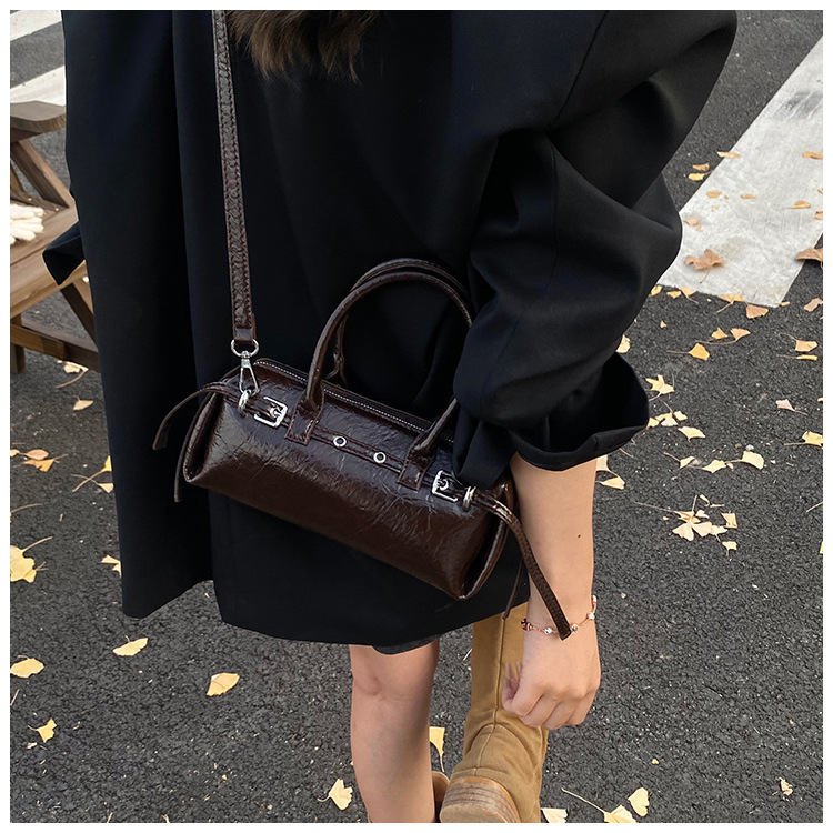 Kẹp Nách Đơn Giản Thanh Lịch - tt251026