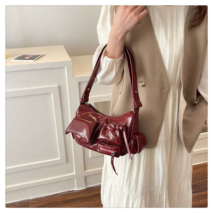 Túi Kẹp Nách Dễ Phối Outfit Hằng Ngày - tt251008