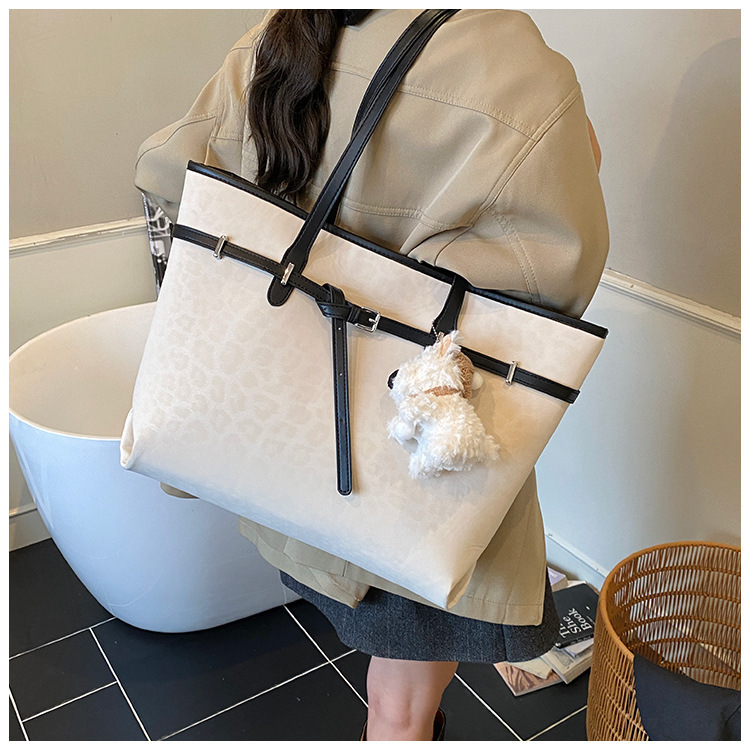 Túi Size To Phù Hợp Đi Làm Công Sở - tt251121