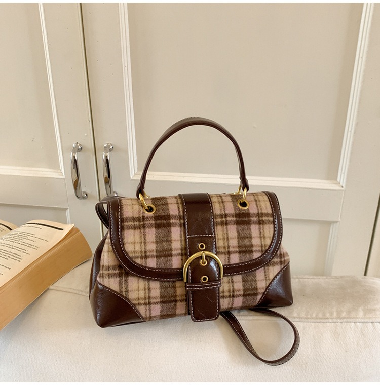 Túi Nhỏ Xinh Xắn Phù Hợp Dạo Phố Đi Chơi - tt251223