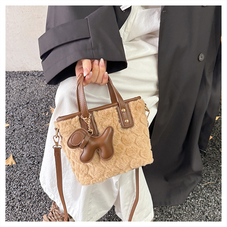 Túi Da Lộn Size Nhỏ Gu Nữ Tính - tt251159