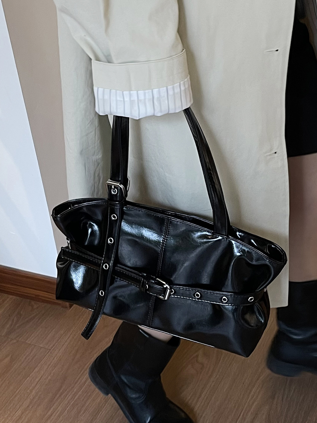 Túi Size To Đeo Vai Thoải Mái - tt251124