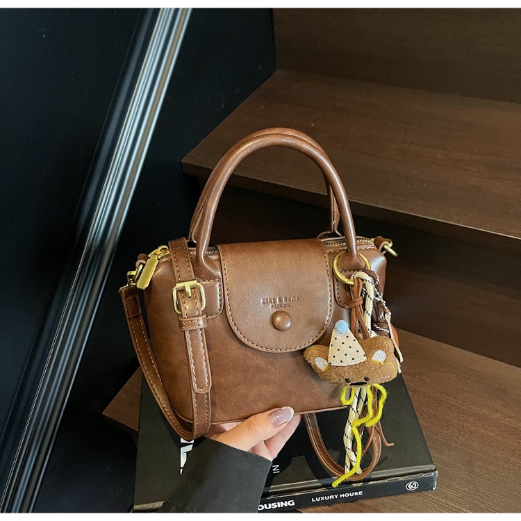 Túi Size Nhỏ Đựng Gọn Vẫn Đẹp - tt260424