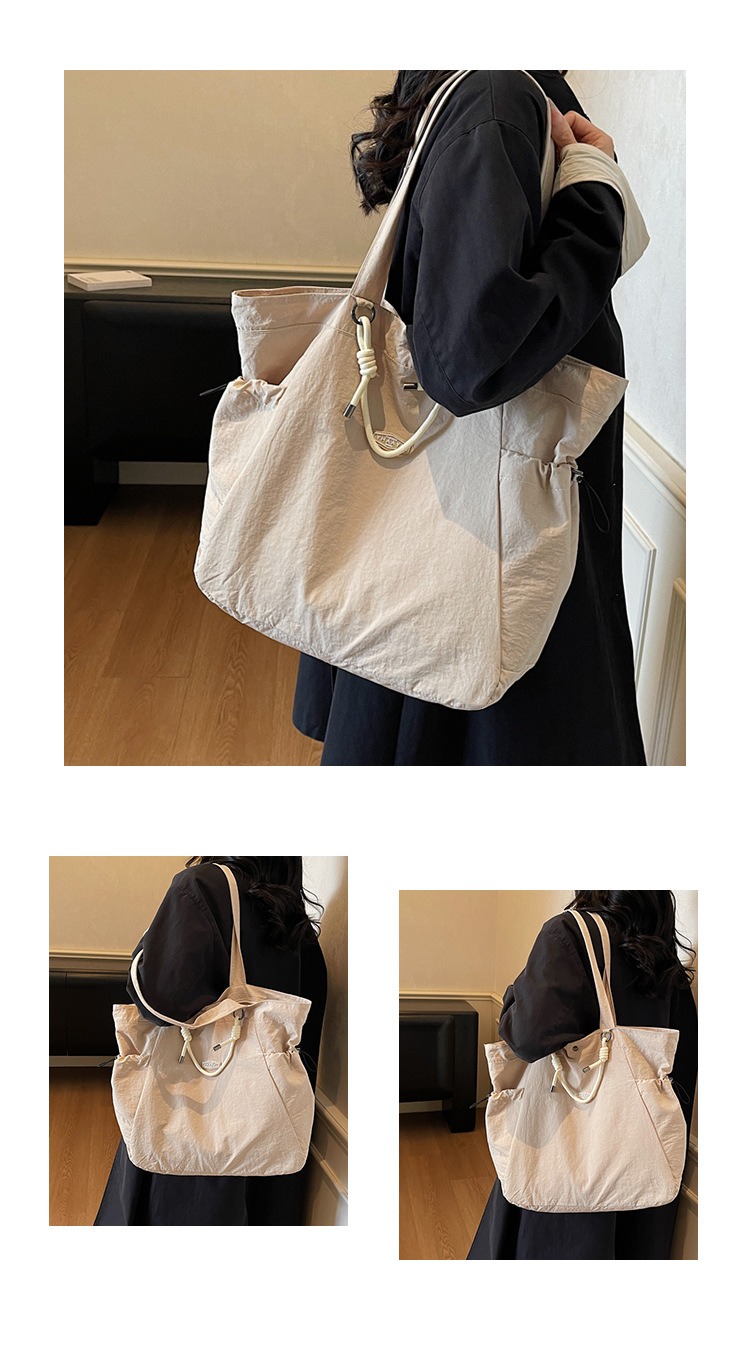 Túi Xách Size To Chất Dù Rộng Rãi Tiện Lợi tt260408