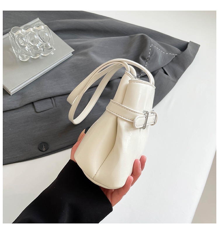 Túi Kẹp Nách Phong Cách Gen Z - tt260415