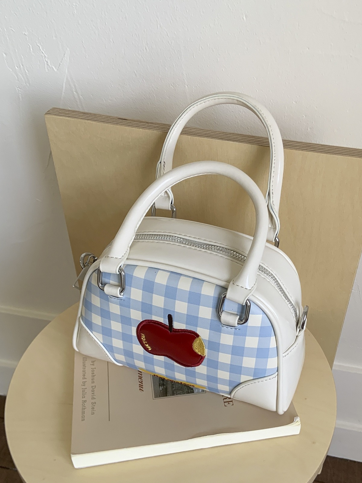 Túi Xách Đeo Chéo Cầm Tay Họa Tiết Quả Cherry Caro - tt250701