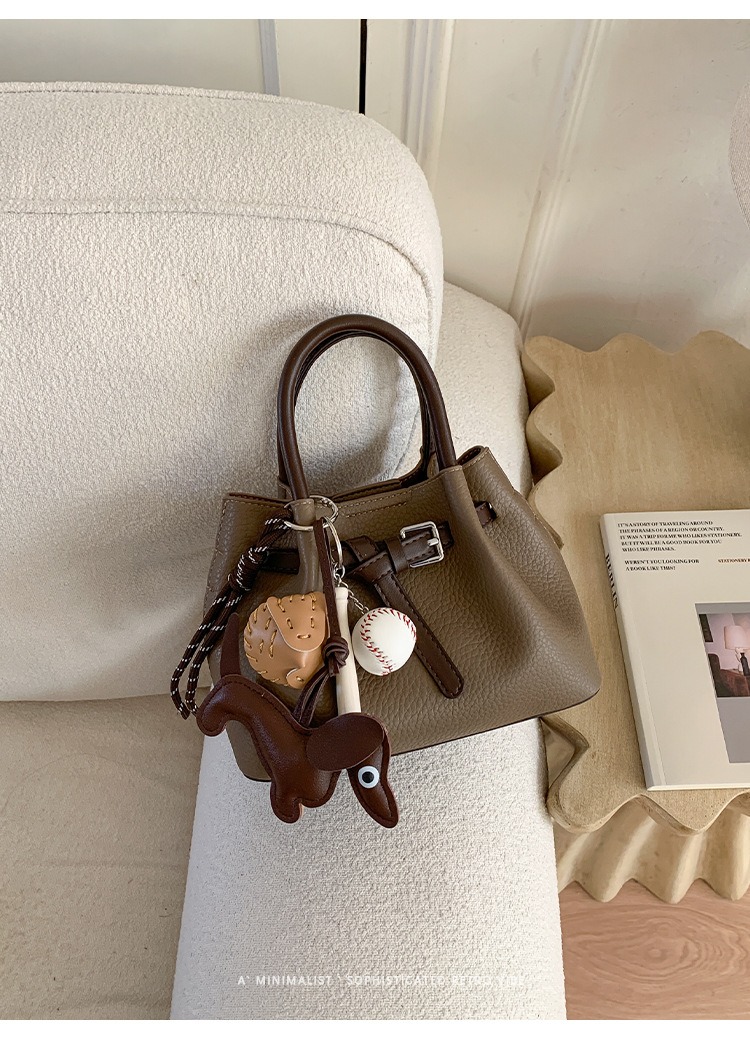 Túi Size Nhỏ Basic Dễ Phối - tt260437