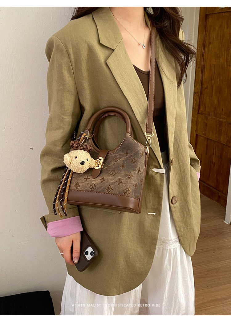 Túi Xách Nhỏ Nhẹ Nhàng Dễ Mang - tt250331