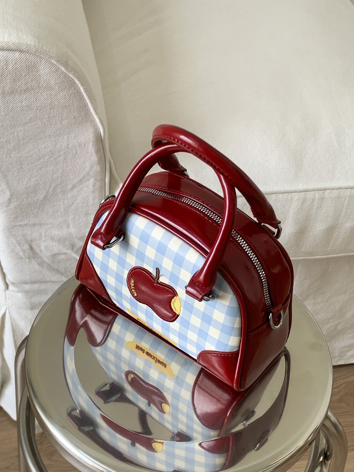 Túi Xách Đeo Chéo Cầm Tay Họa Tiết Quả Cherry Caro - tt250701