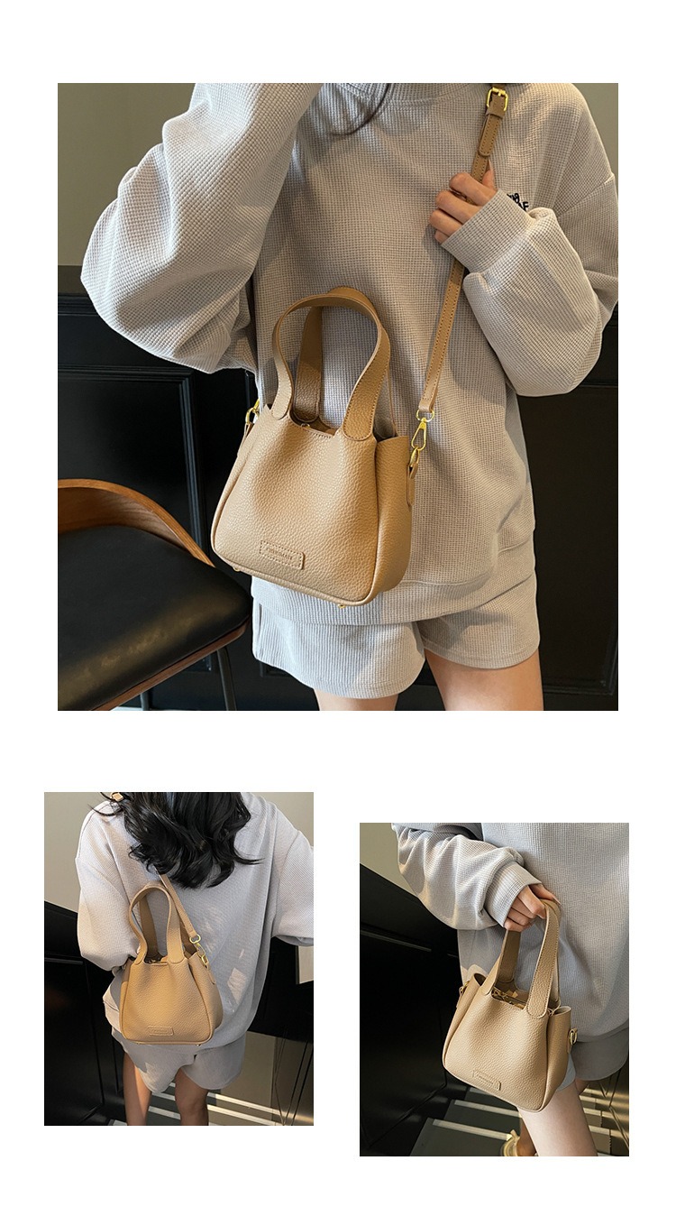Túi Đeo Chéo Cầm Tay Siêu Basic - tt250427