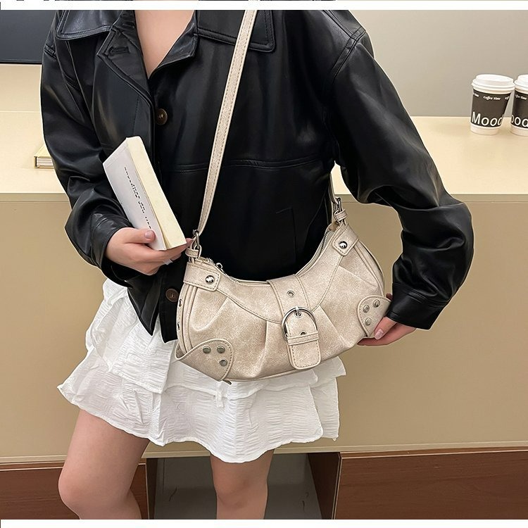 Túi Đeo Chéo Kẹp Nách Cá Tính  - tt250629