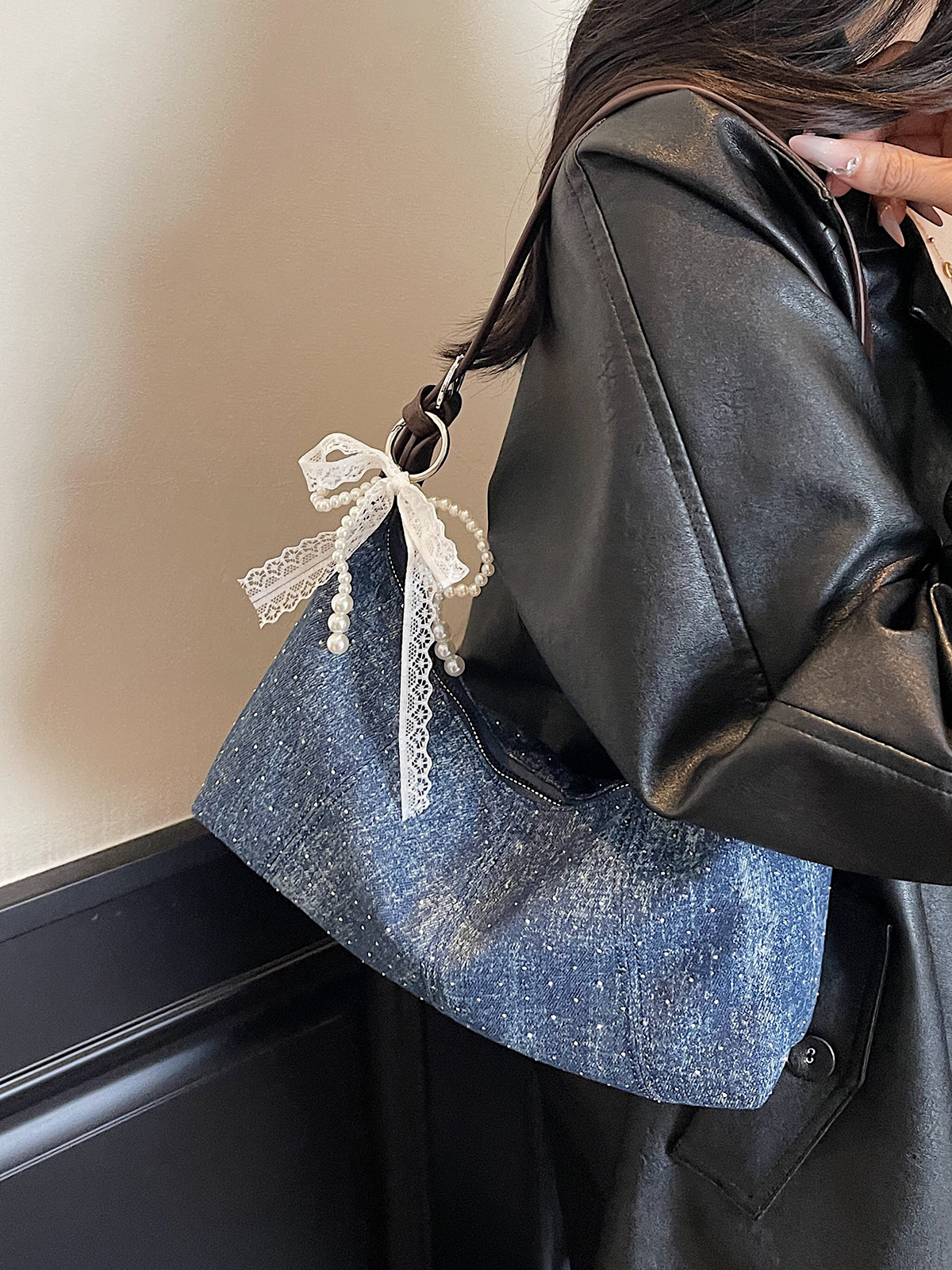 Túi Đeo Vai Hot Màu Bò Sành Điệu Phong Cách - tt250861