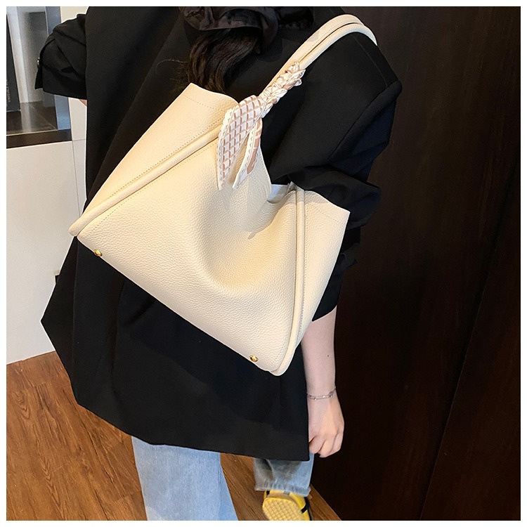 Túi Đeo Vai Size Lớn Chất Siêu Thích - tt250506