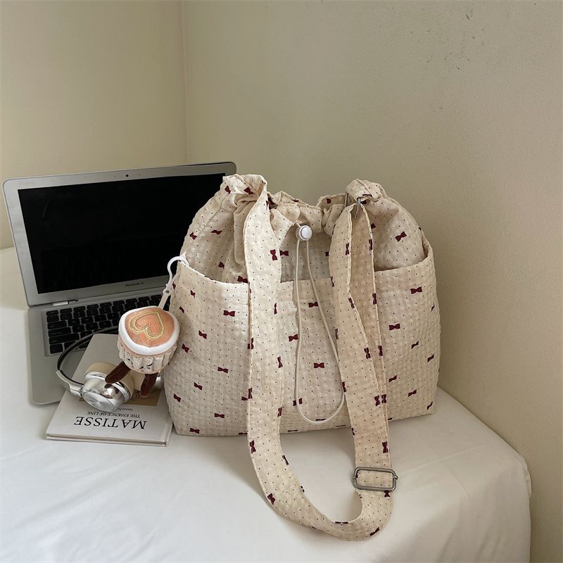 Túi Đeo Vai Size To Dây Rút Xinh Xắn - tt250820