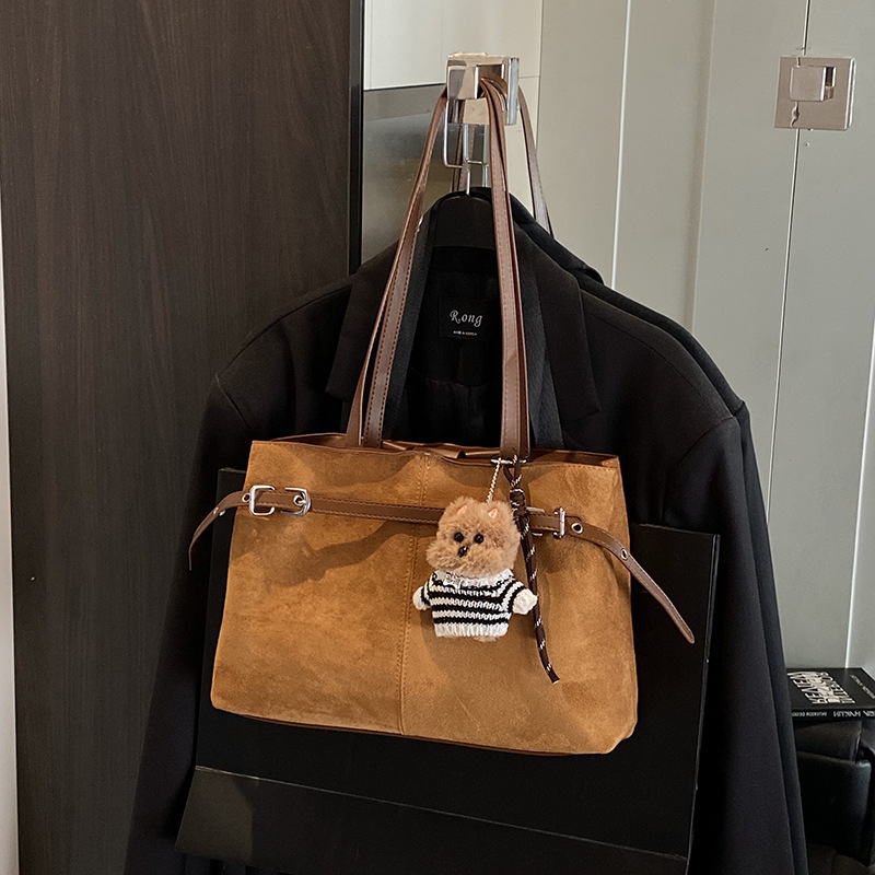 Túi Size To Đeo Vai Rộng Rãi Dễ Sử Dụng - tt251275