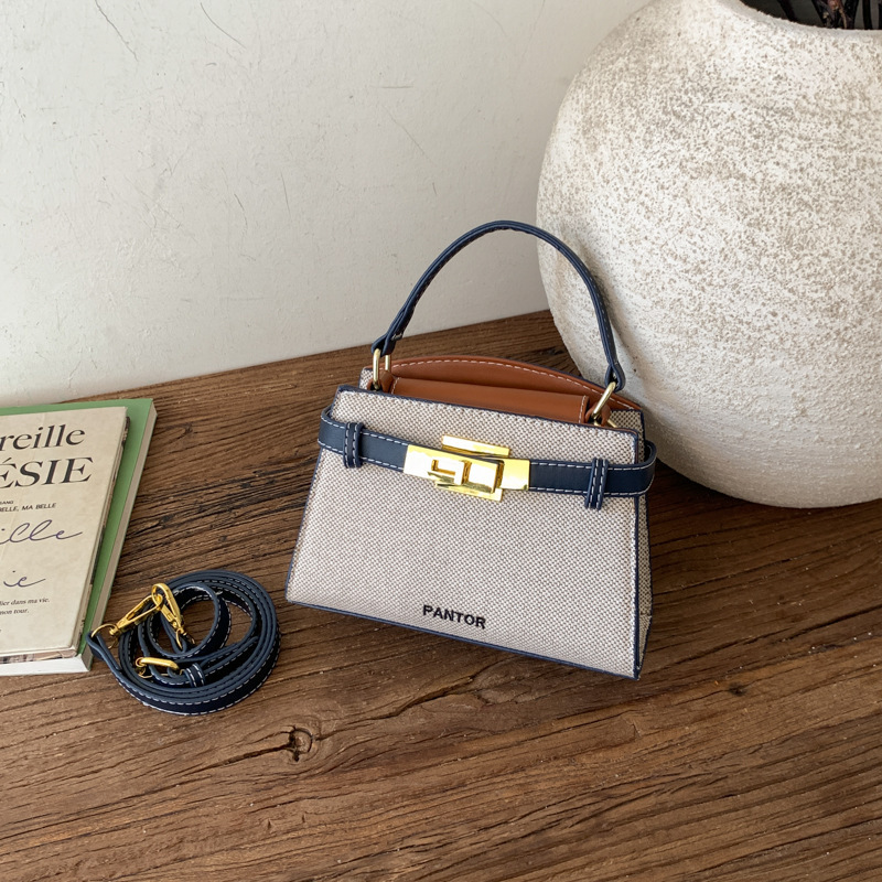 Túi Xách Size Nhỏ Thanh Lịch Nhẹ Nhàng - tt260421