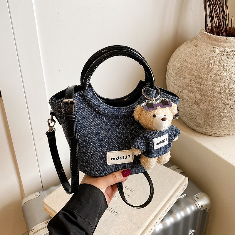 Túi Màu Bò Phong Cách Thanh Lịch Dễ Phối Đồ - tt251078