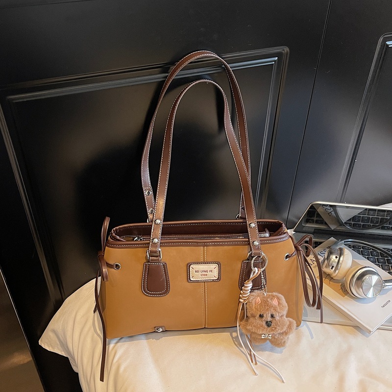 Túi Đeo Kẹp Nách Size Vừa Phù Hợp Đi Làm Đi Chơi - tt251226