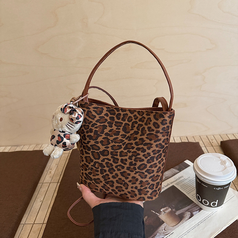 Túi Size Nhỏ Da Báo Phù Hợp Đi Chơi Dạo Phố - tt251131