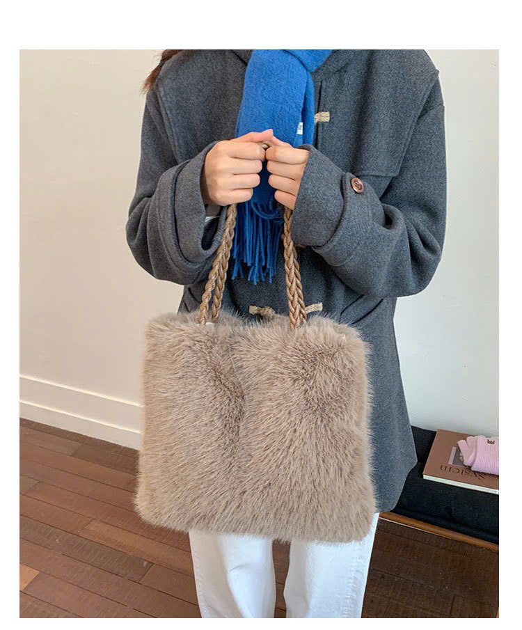 Túi Lông Size To Rộng Rãi Đựng Nhiều Đồ - t251235