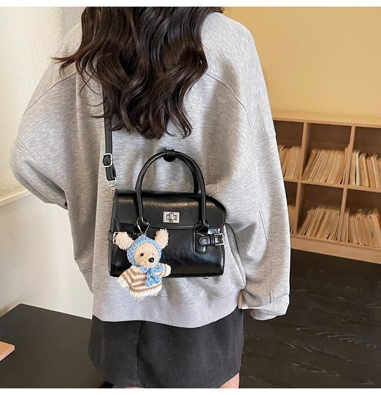 Túi Xách Size Vừa Form Đẹp Hằng Ngày - tt250343