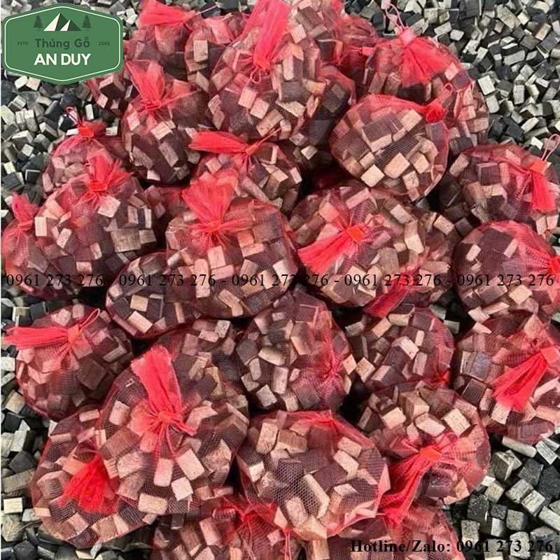 Bán vụn gỗ sồi