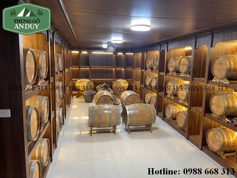 Thùng rượu gỗ sồi 50L 100L 200L và 300L dung tích lớn