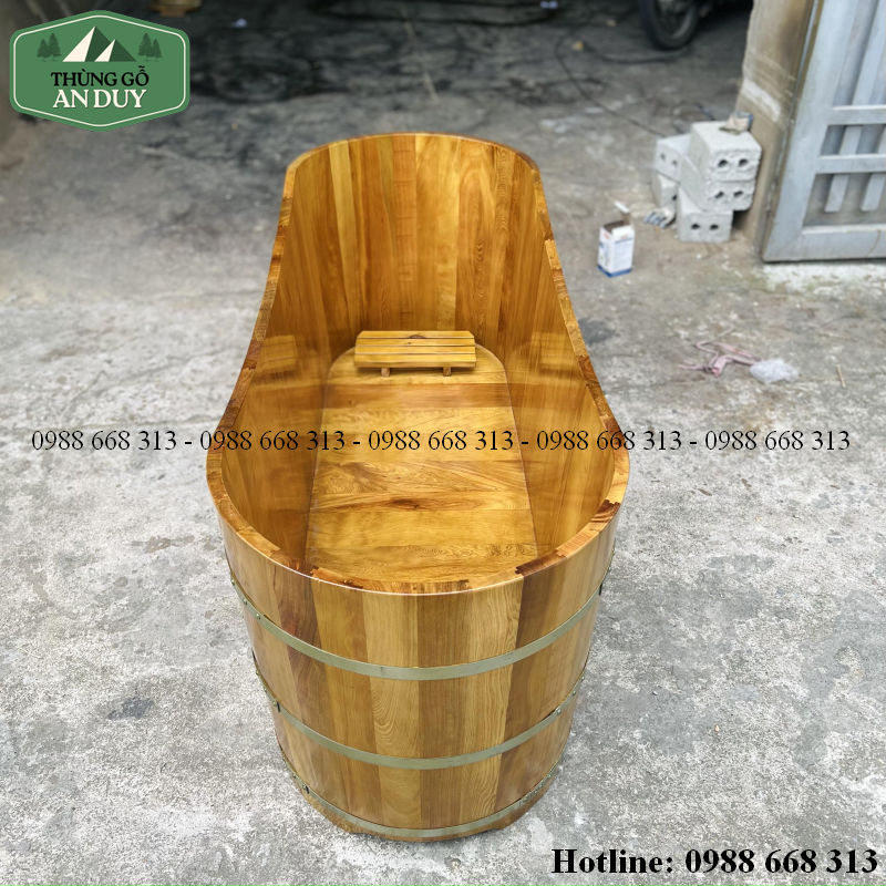 Bồn tắm gỗ Pơmu 2 người sử dụng trong spa và resort
