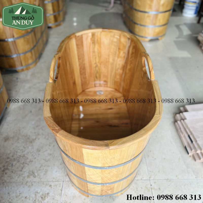 Đáy bồn tắm gỗ Pơ Mu có van xả nước inox