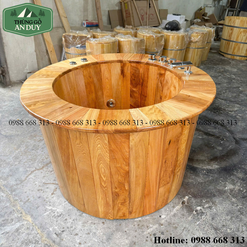 Bồn Tắm Gỗ Sục Massage Pơ Mu Dáng Tròn
