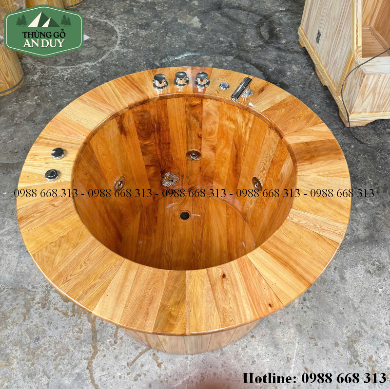 Bồn Tắm Gỗ Sục Massage Pơ Mu Hoàn Thiện Tại Xưởng
