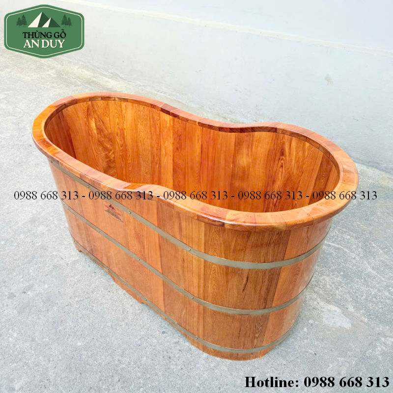 Cách đo kích thước cửa để đưa bồn tắm gỗ vào phòng.