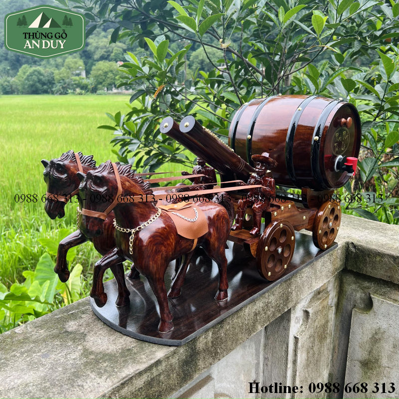 Mẫu ngựa kéo thùng rượu vang hoàn thiện bằng gỗ thông