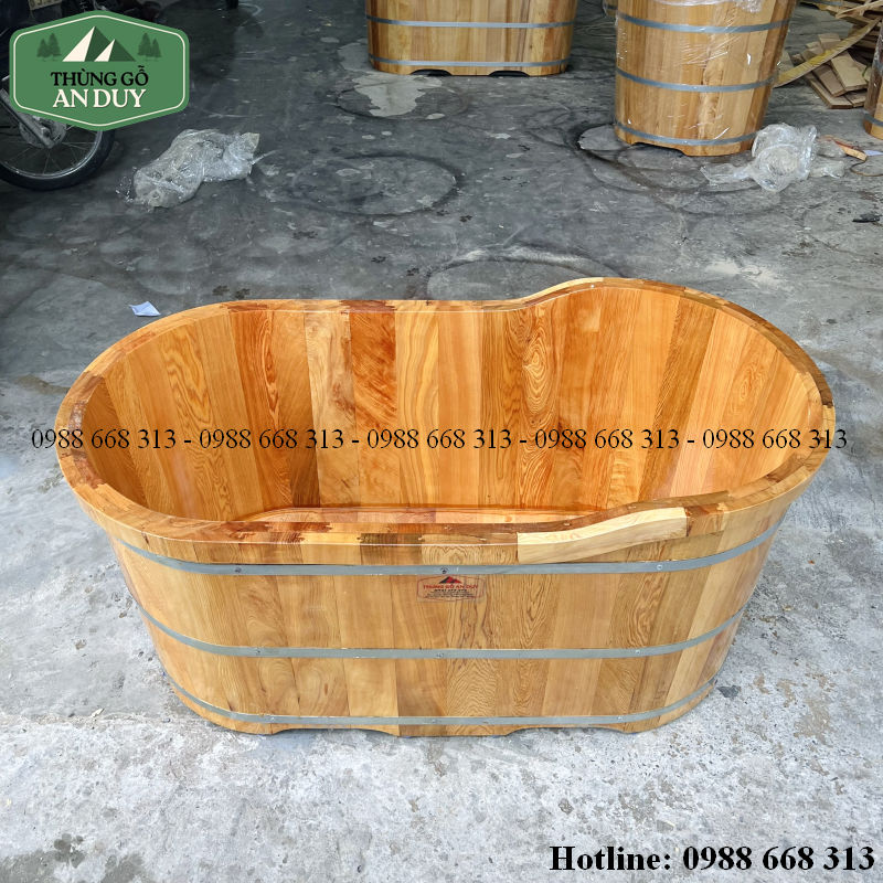 Bồn tắm Pơmu bo viền ngâm nước thảo dược