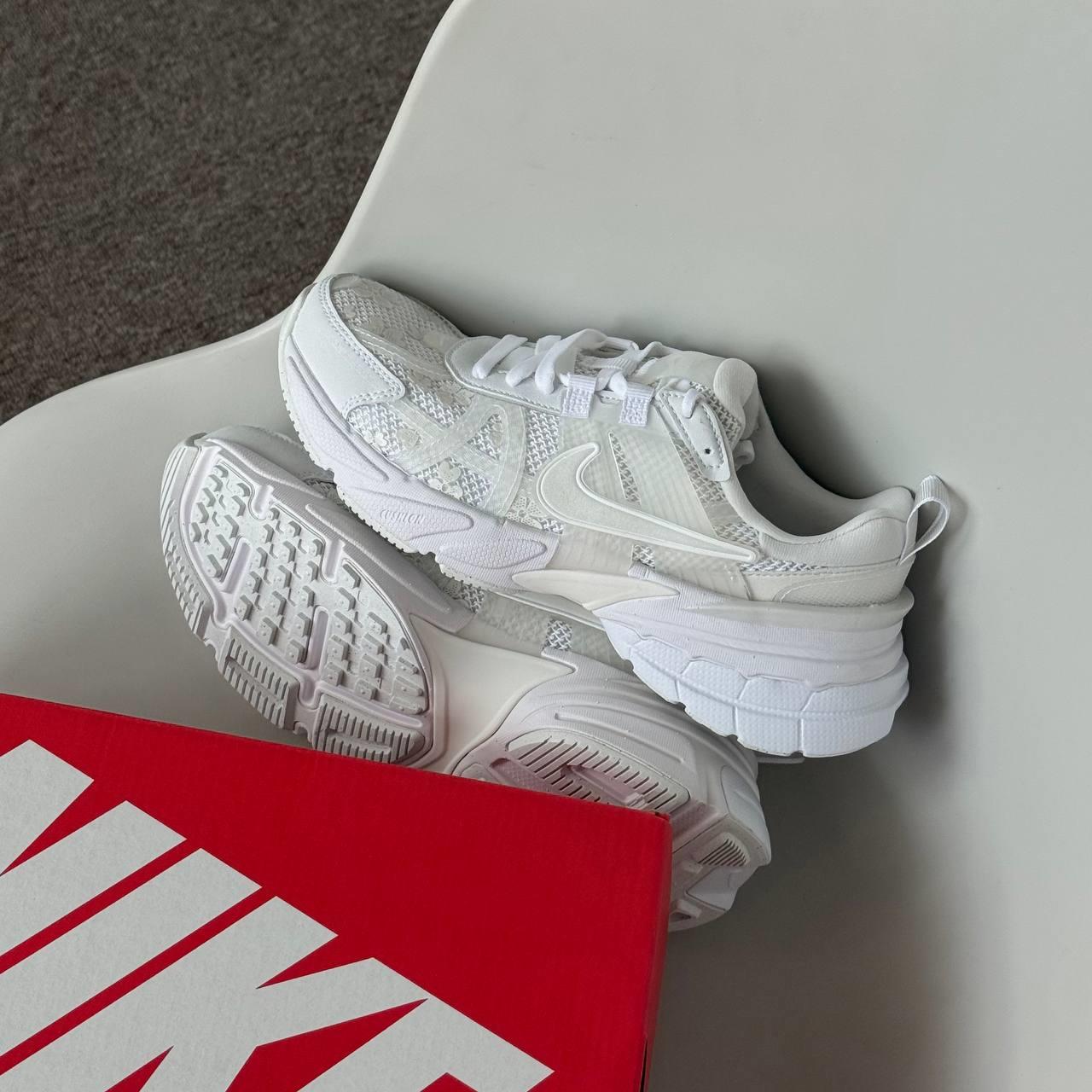 Giày Nike V2K Run ‘‘Summit White'’' [HJ5269 100]