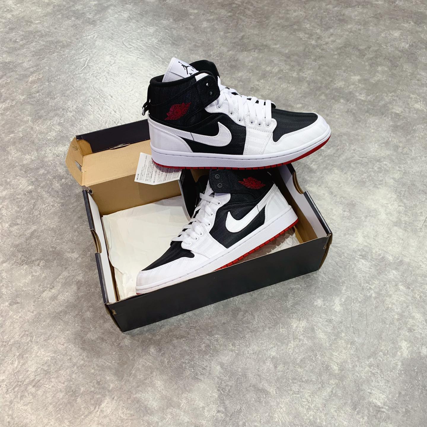 air jordan 1 mid se utility white black red